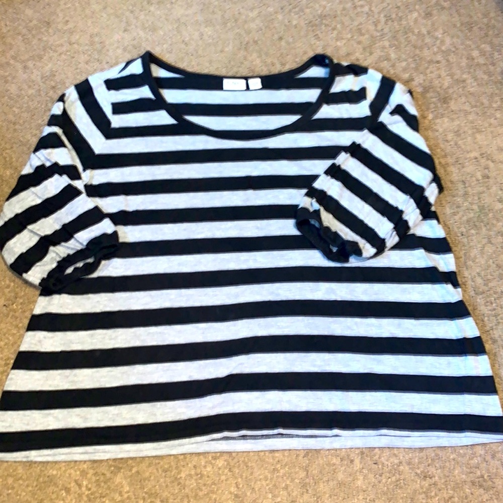 Cato woman Black and gray stripe shirt size 22/24W